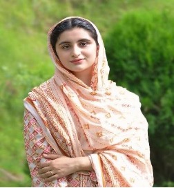 Ms. Qamrosh Rashid